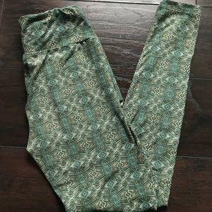 🌟Lularoe OS Leggings 🌟
